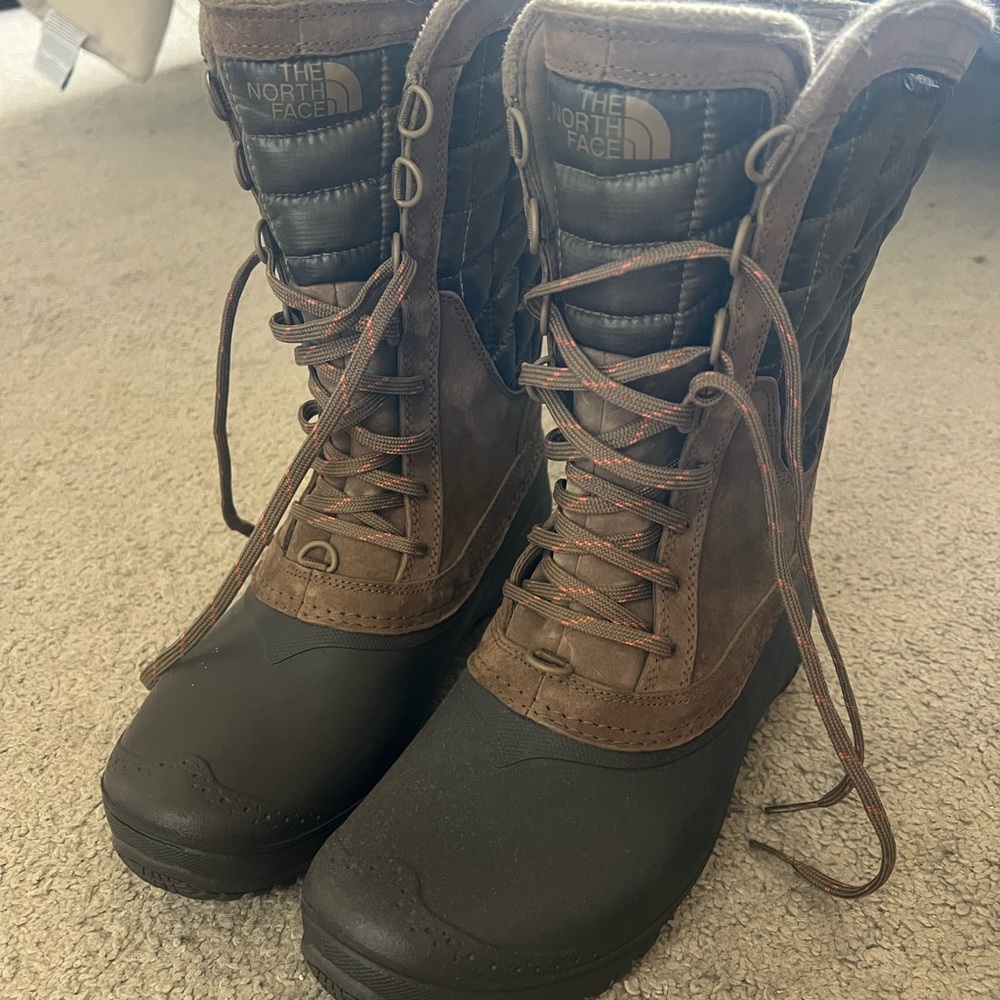 North Face snow/rain boots